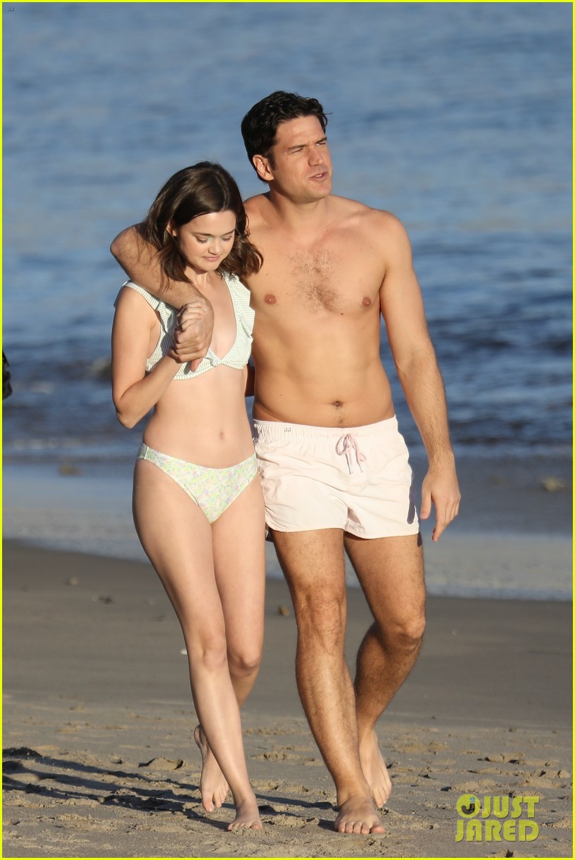 The Four Body Types, Fellow One Research - Celebrity Ciara Bravo Body Type Two (BT2) Shape Figure