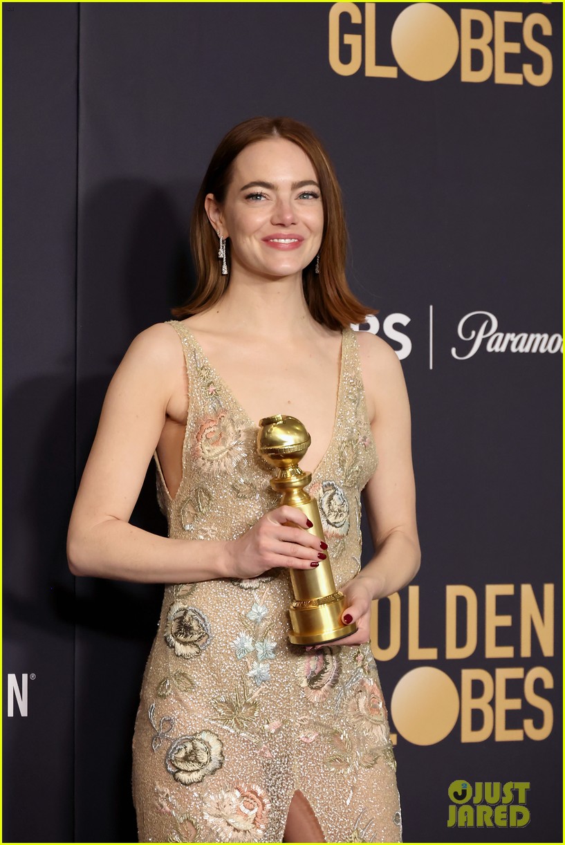 Emma Stone Dedicates Golden Globes 2024 Win to Husband Dave McCary - Watch  Now! - Just Jared - Celebrity News and Gossip | Entertainment