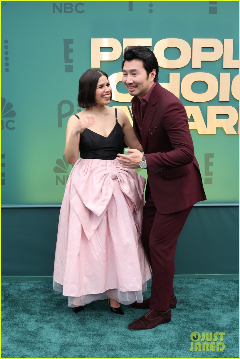 Host Simu Liu Joins 'Barbie' Co-Stars at People's Choice Awards 2024