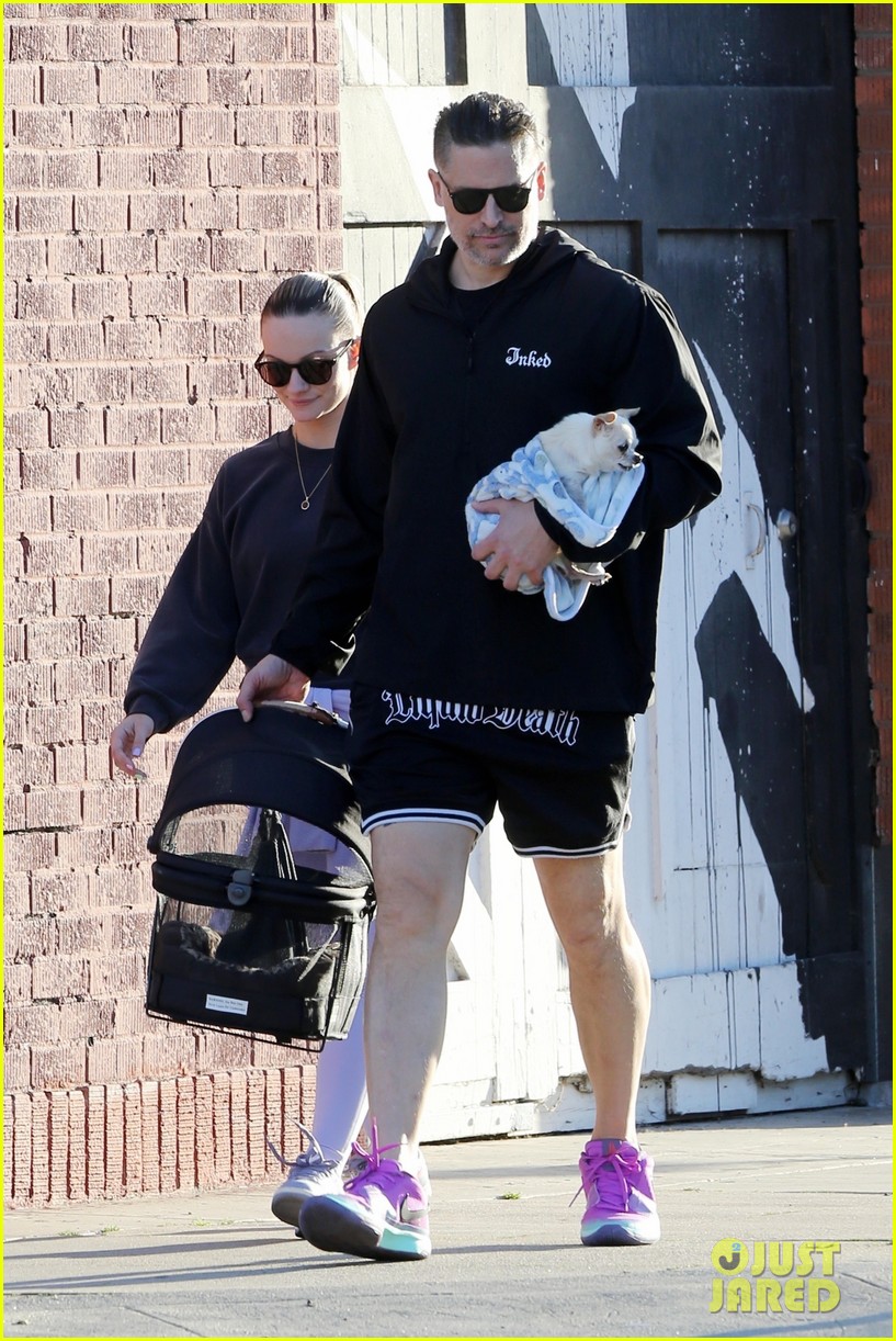 Joe Manganiello & Caitlin O'Connor Going Strong, Couple Takes His Dog on a Walk Together