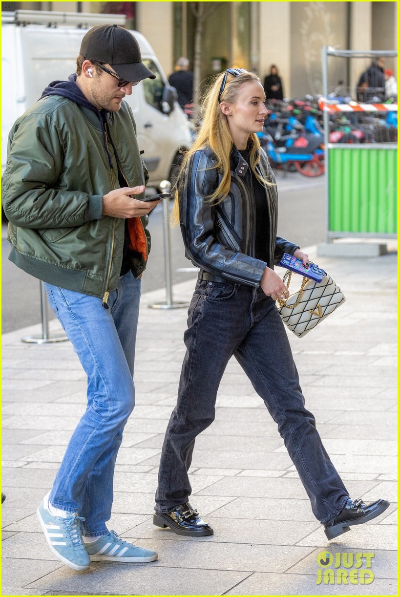 Sophie Turner & New Boyfriend Peregrine Pearson Spotted Out Together in Paris