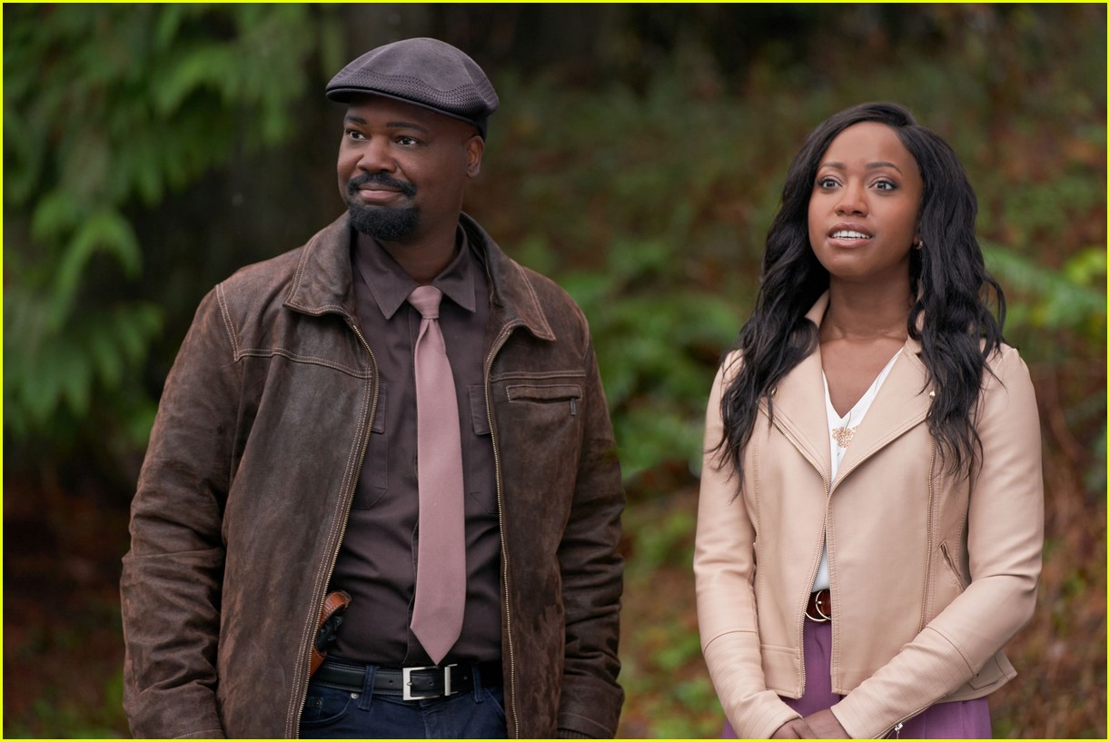 'Legend of the Lost Locket' - 2 'When Calls the Heart' Stars Featured in Cast of Hallmark Original Movie, See Every Behind-the-Scenes Photo!