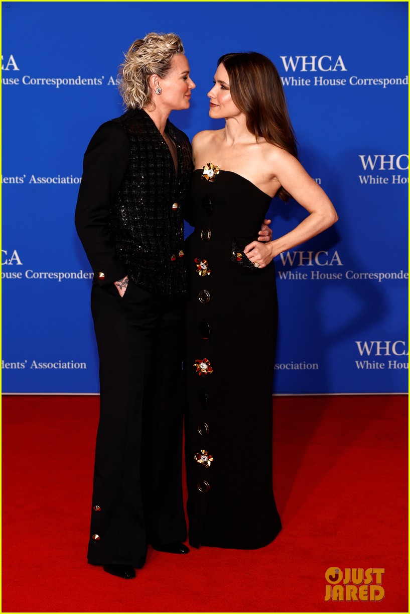Sophia Bush & Ashlyn Harris Make Their Red Carpet Debut as Girlfriends Days After 'OTH' Star Comes Out