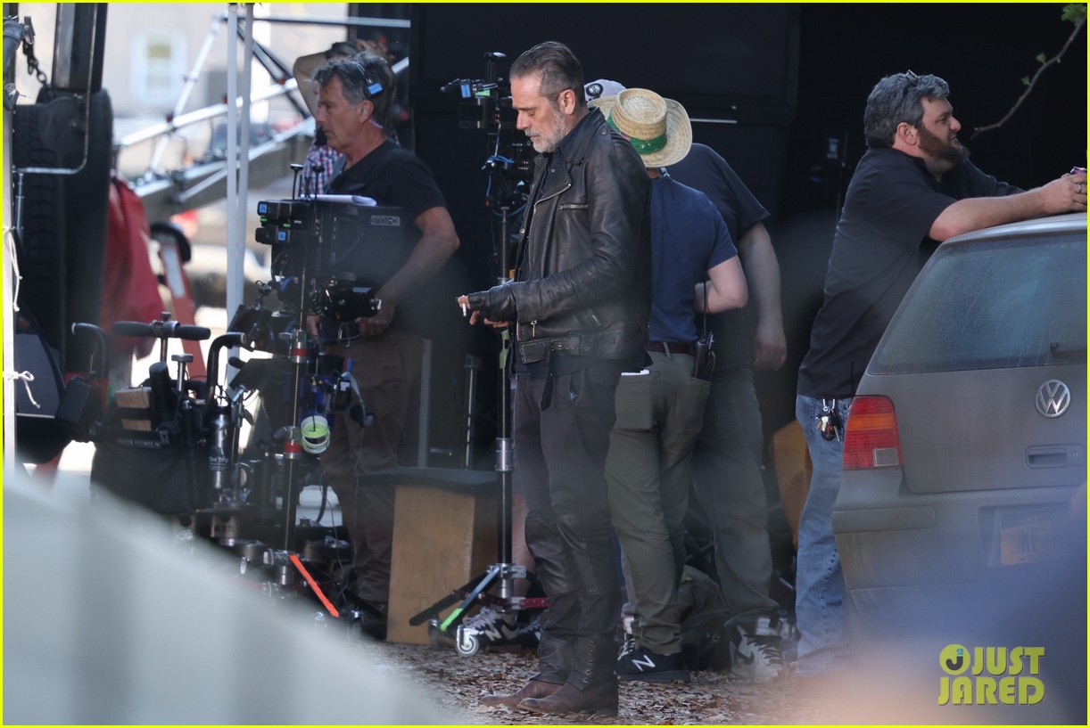 Jeffrey Dean Morgan Films Scenes for 'The Walking Dead: Dead City' Season 2
