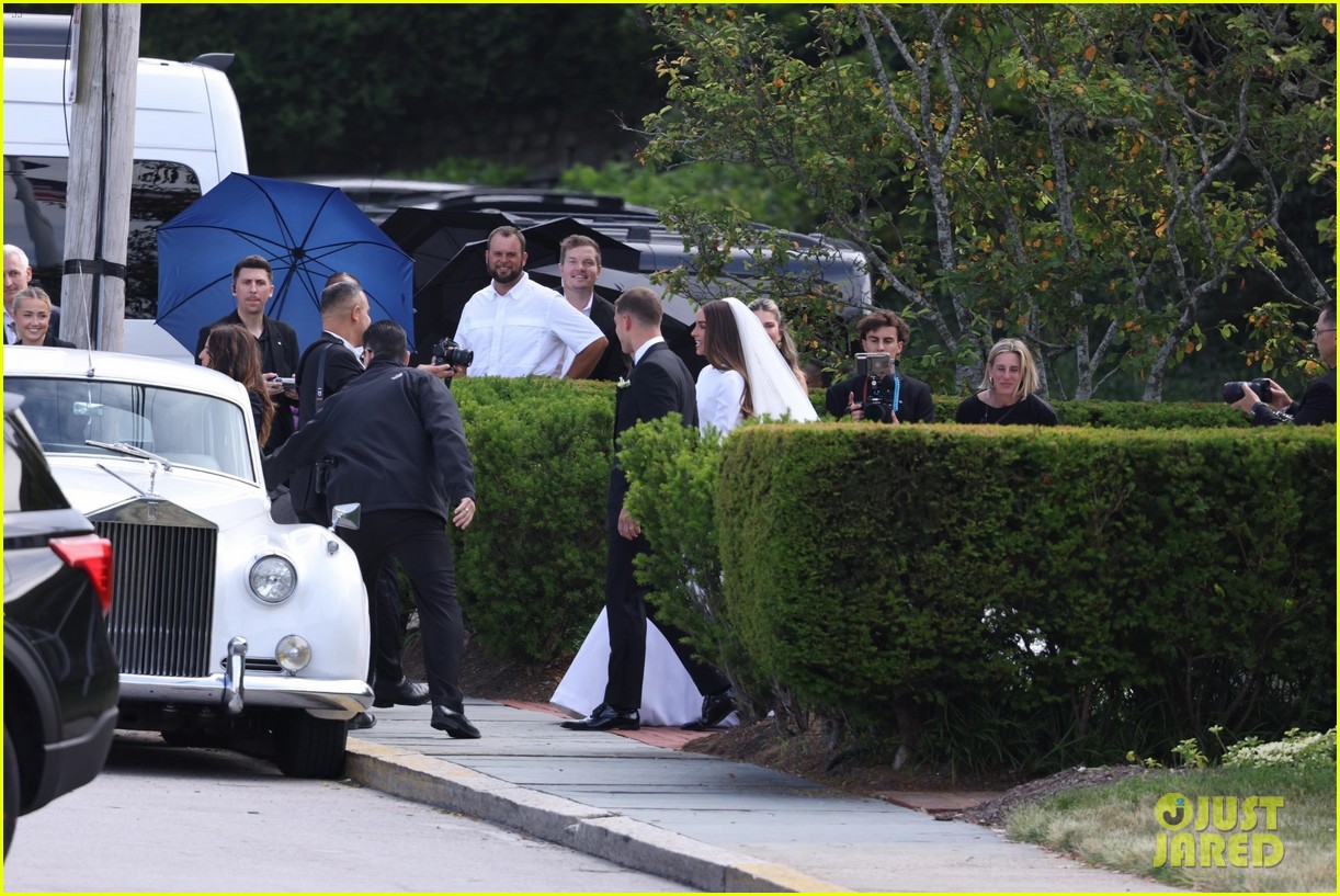 Olivia Culpo & Christian McCaffrey Get Married in Rhode Island - See All the Wedding Photos!