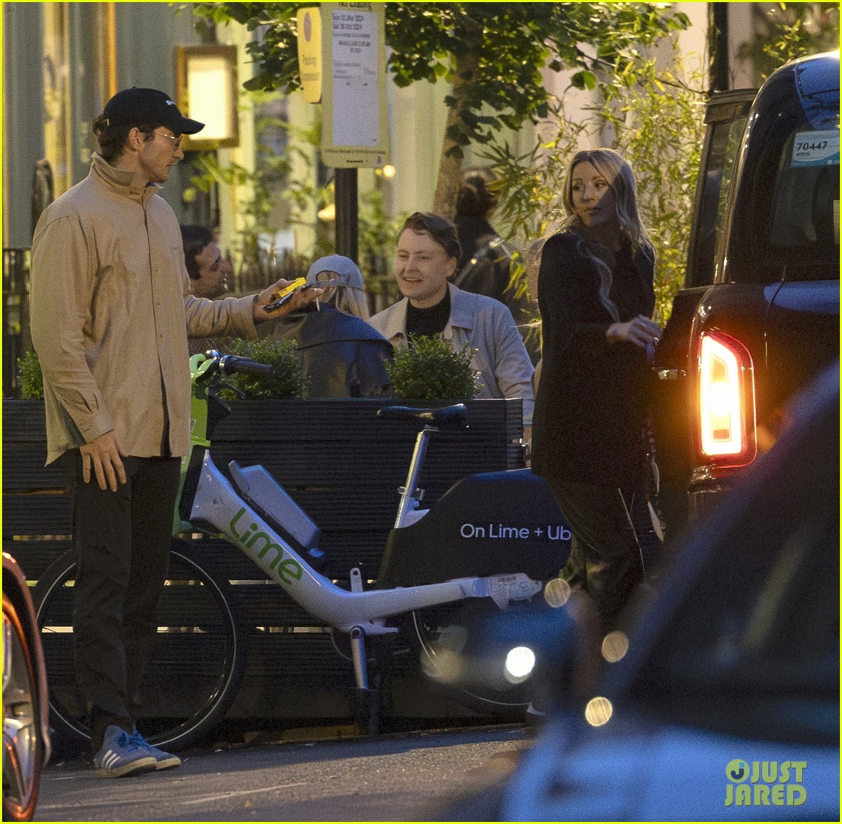 Ellie Goulding Spotted Again with Ex Caspar Jopling, But Seemingly Not Back Together