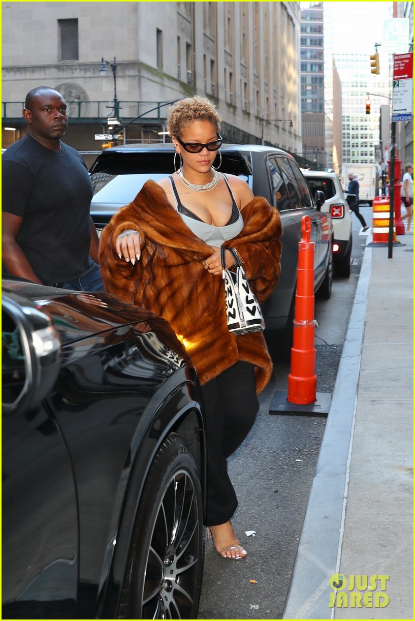 Rihanna Shows Off Natural Hair Ahead of Fenty Hair Launch During NYC Outing