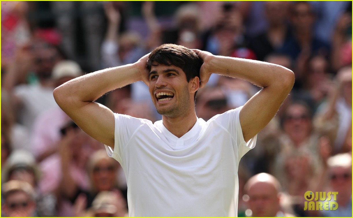 Carlos Alcaraz Defeats Novak Djokovic at Wimbledon Tennis Finals in Second Consecutive Year