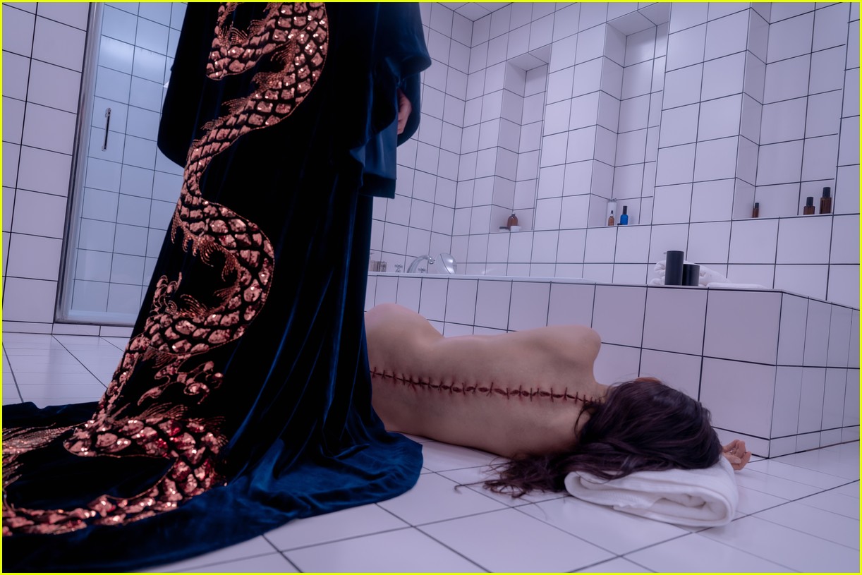'The Substance' Trailer Shows Demi Moore & Margaret Qualley Splitting a Double Life - Watch Now!