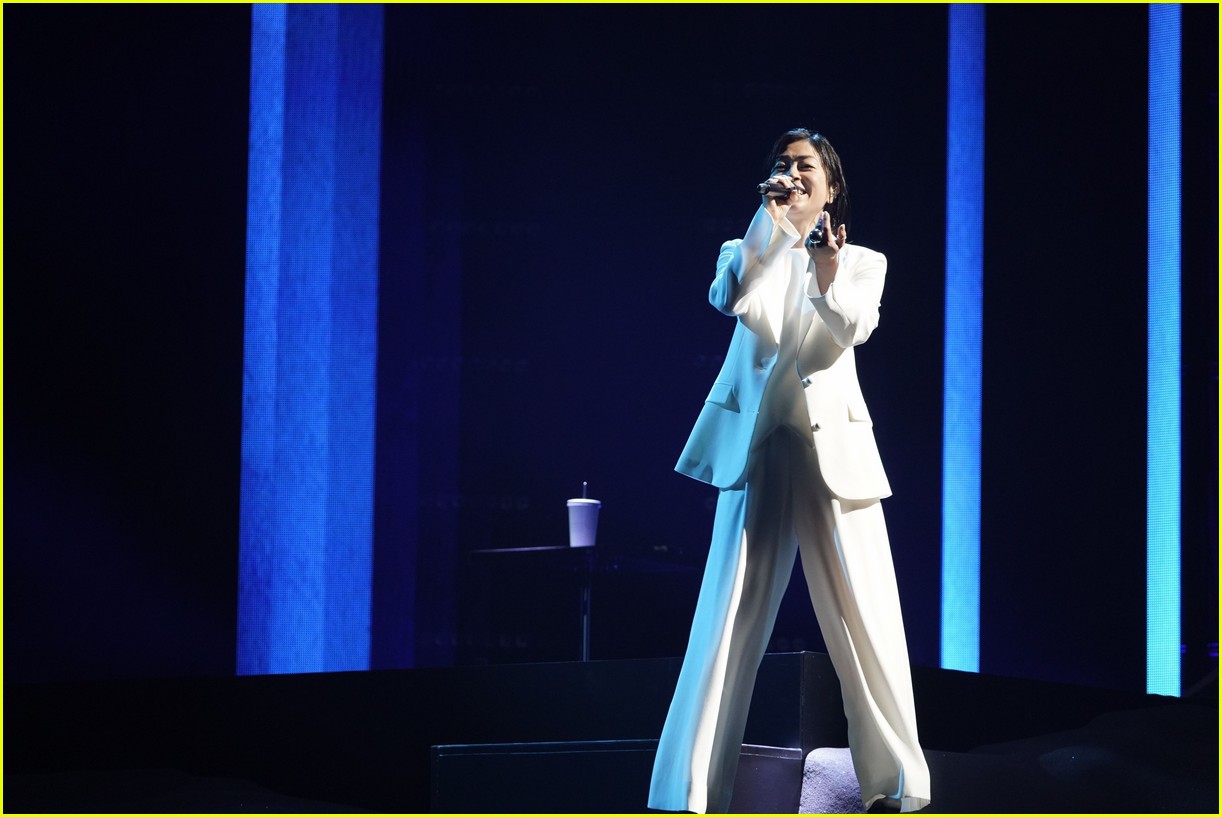Hikaru Utada 'Science Fiction Tour 2024' Set List & Photos
