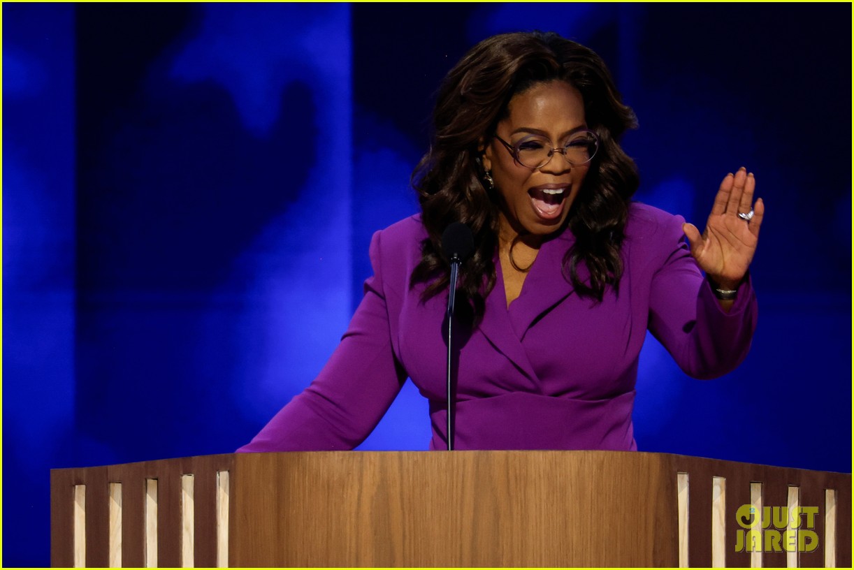Oprah Winfrey Urges Fellow Independent Voters to Choose Kamala Harris During Passionate DNC Speech (Video)