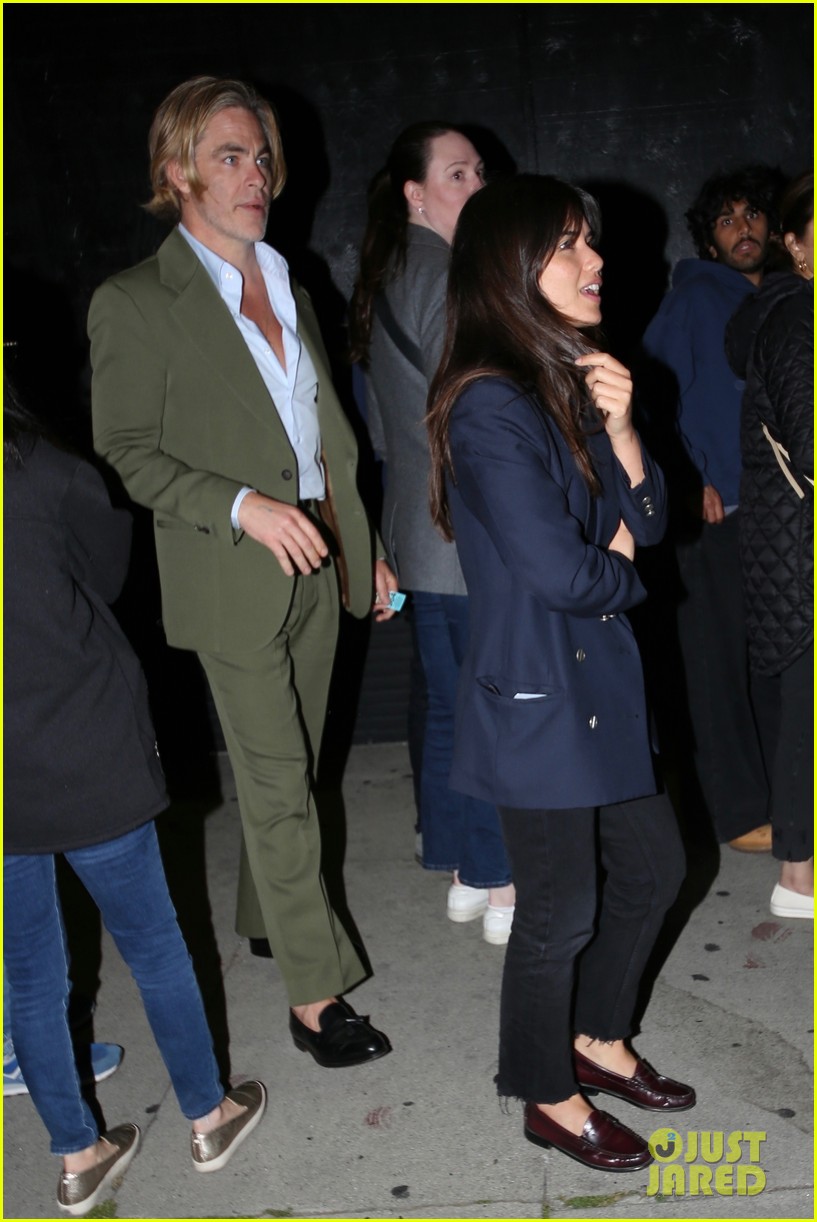 Chris Pine Still Going Strong with Mystery Girlfriend After More Than a Year Together!