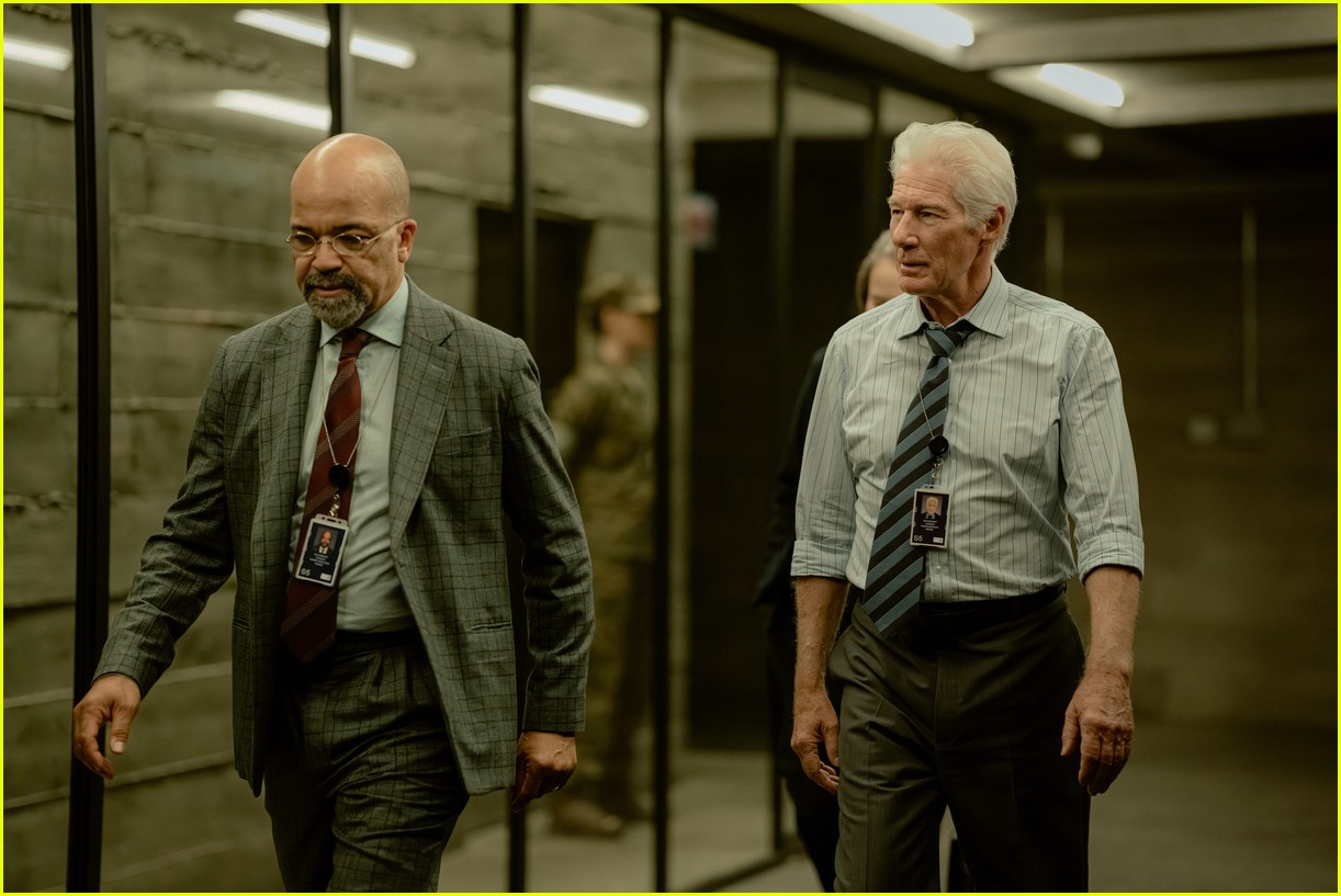 Michael Fassbender Gets Caught Up in a Web of CIA Lies in 'The Agency' Trailer - Watch Now!