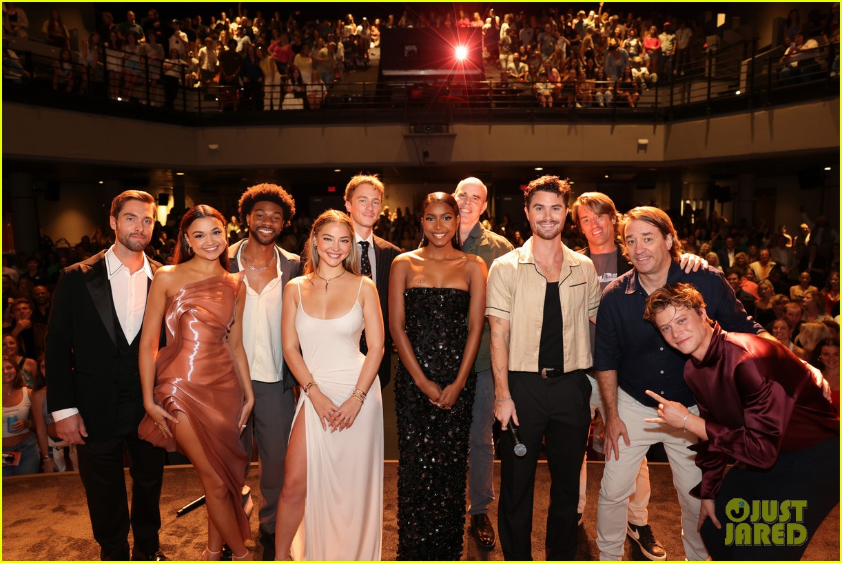 Drew Starkey Joins 'Outer Banks' Co-Stars at Season 4 Premiere After Missing Cast Photo Call Earlier In the Day
