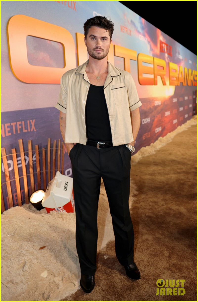 Drew Starkey Joins 'Outer Banks' Co-Stars at Season 4 Premiere After Missing Cast Photo Call Earlier In the Day