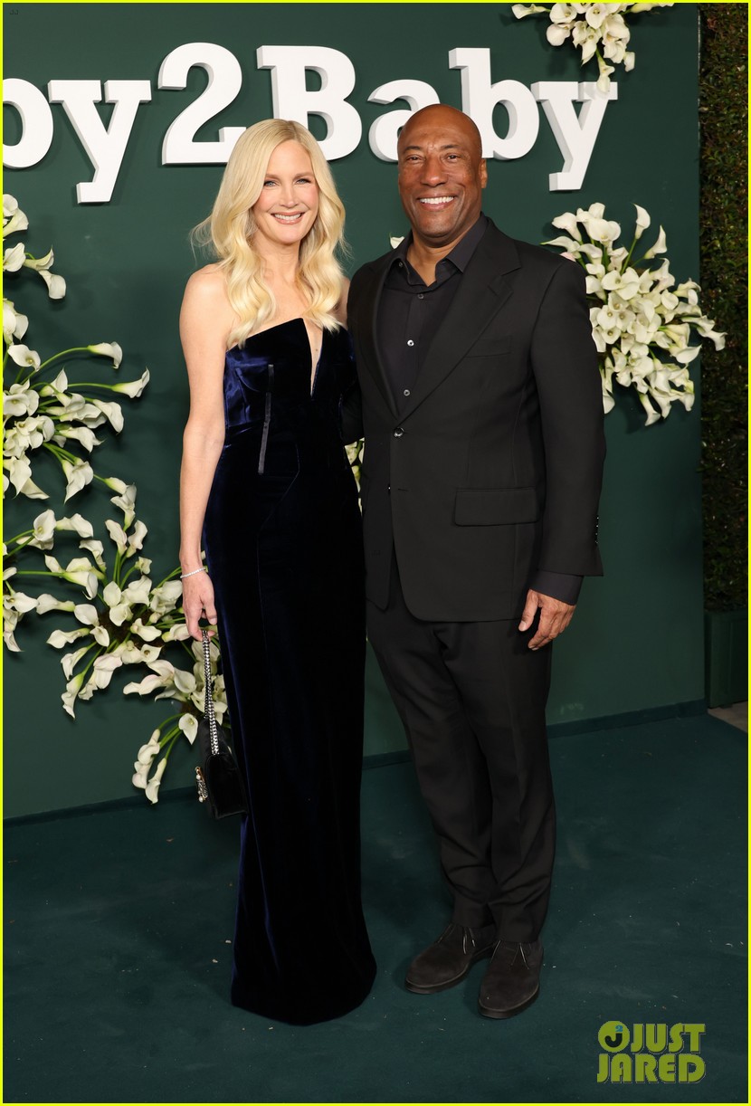 Baby2Baby Gala 2024 - See Photos of Every Star in Attendance!