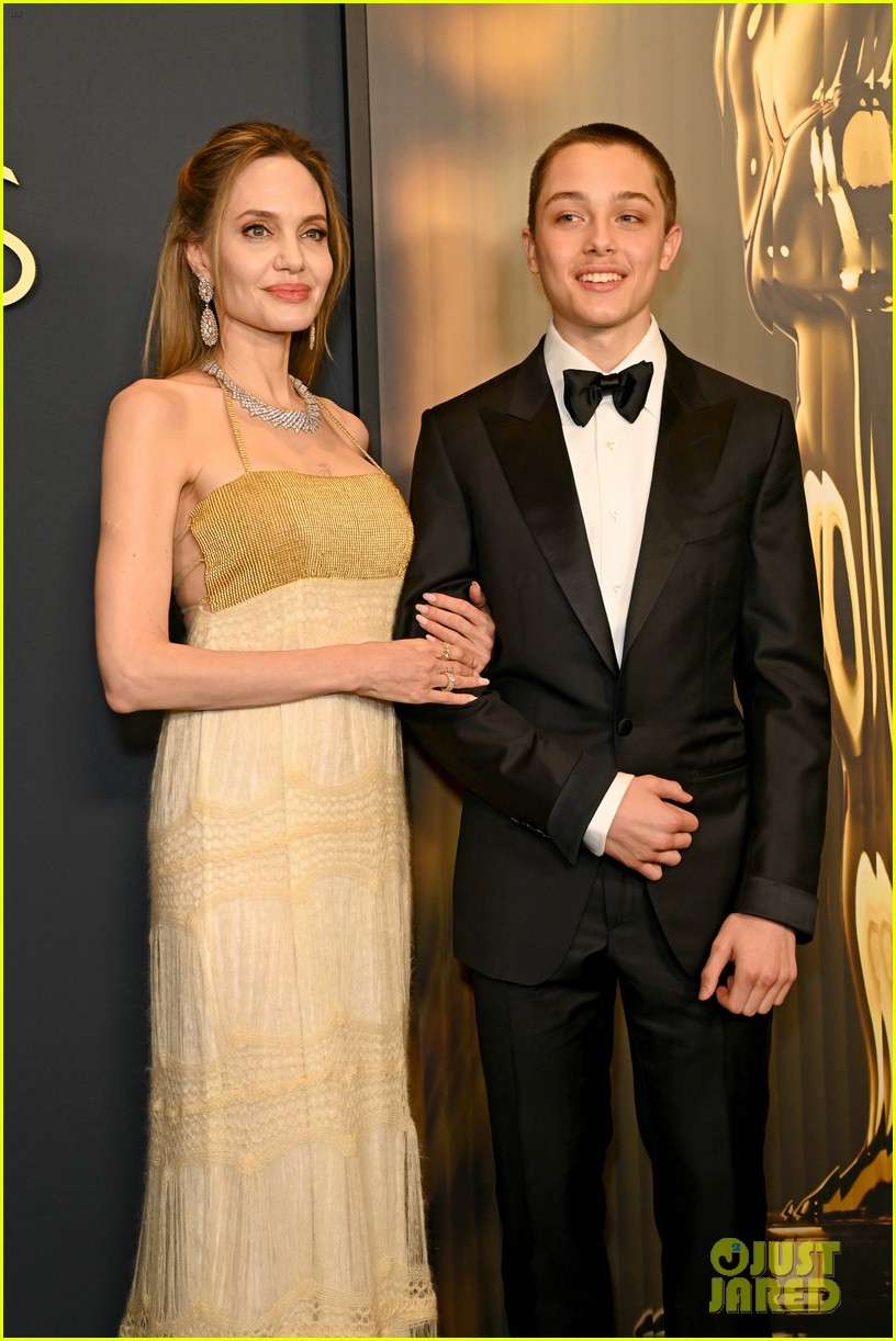 Jennifer Lopez, Angelina Jolie, Nicole Kidman & 75+ Celebs Attend the Governors Awards 2024