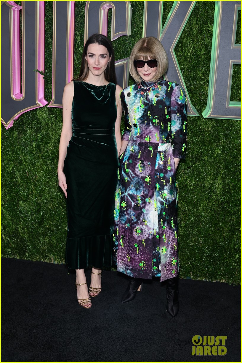 Kristin Chenoweth, Lea Michele, & More Broadway Favorites Attend 'Wicked' NYC Premiere!