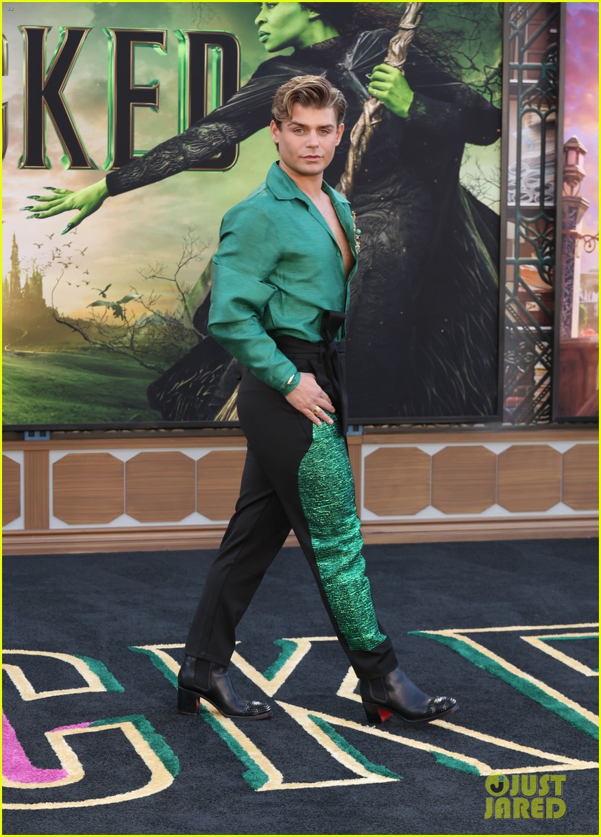 'Wicked' Los Angeles Premiere - See Photos of Every Celebrity Attendee