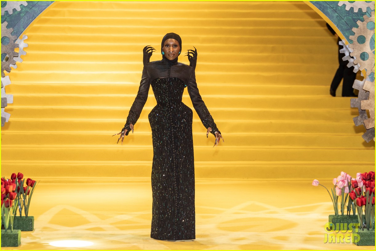 Cynthia Erivo's Dress Features Extra Hands at 'Wicked' Mexico City Premiere with Ariana Grande & Jonathan Bailey