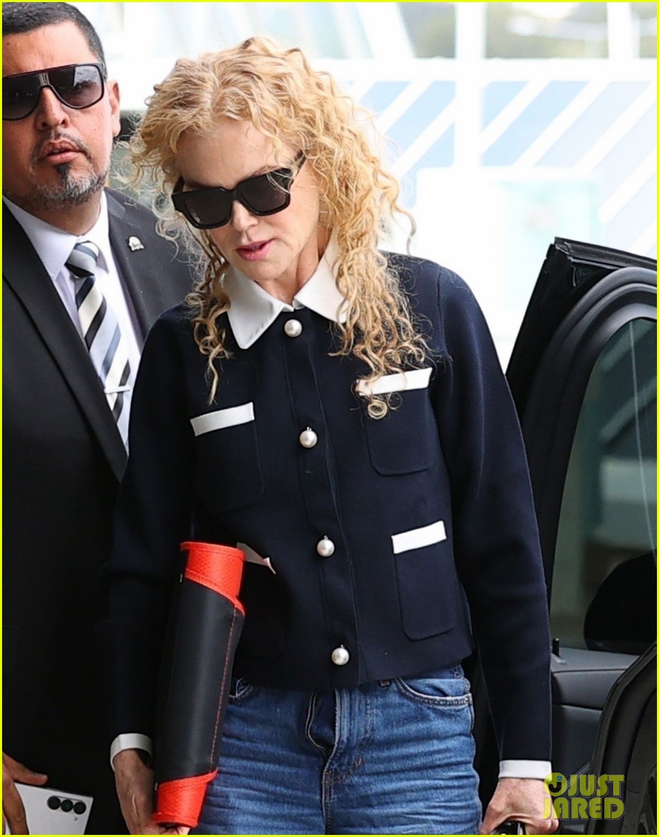 Nicole Kidman Spotted Leaving Australia Ahead of Keith Urban's New Year's Eve Special