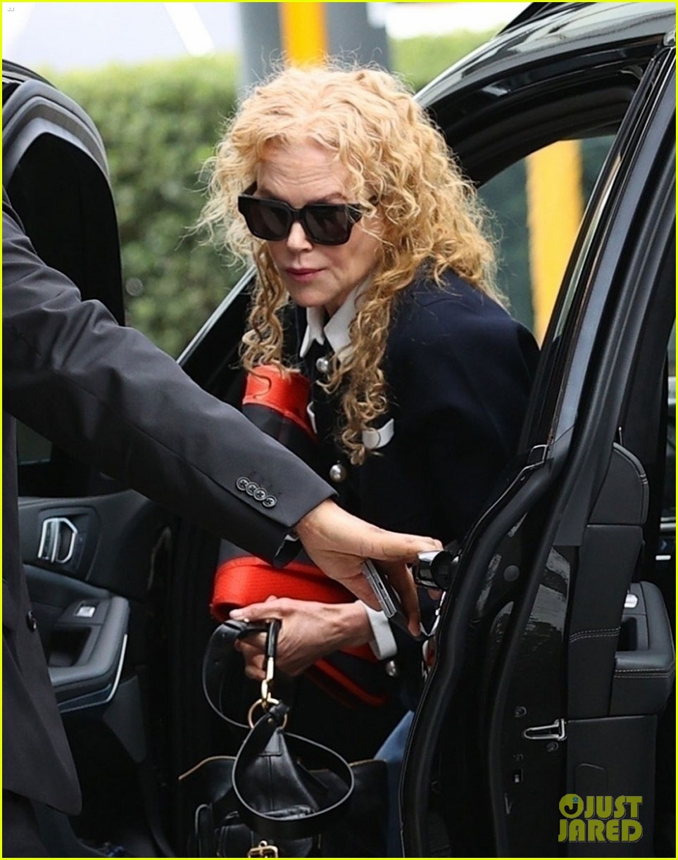 Nicole Kidman Spotted Leaving Australia Ahead of Keith Urban's New Year's Eve Special