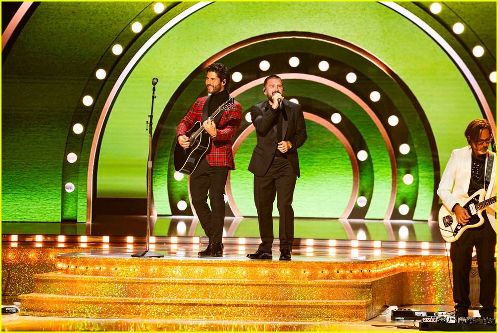 'Little Big Town’s Christmas at the Opry' NBC Special - Performers Revealed & How to Watch!