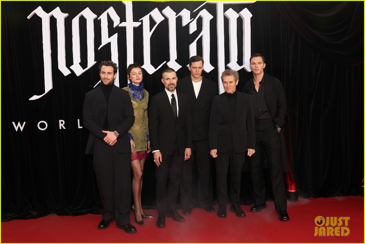 Bill Skarsgard, Aaron Taylor-Johnson, & More Attend 'Nosferatu' World Premiere in Berlin!