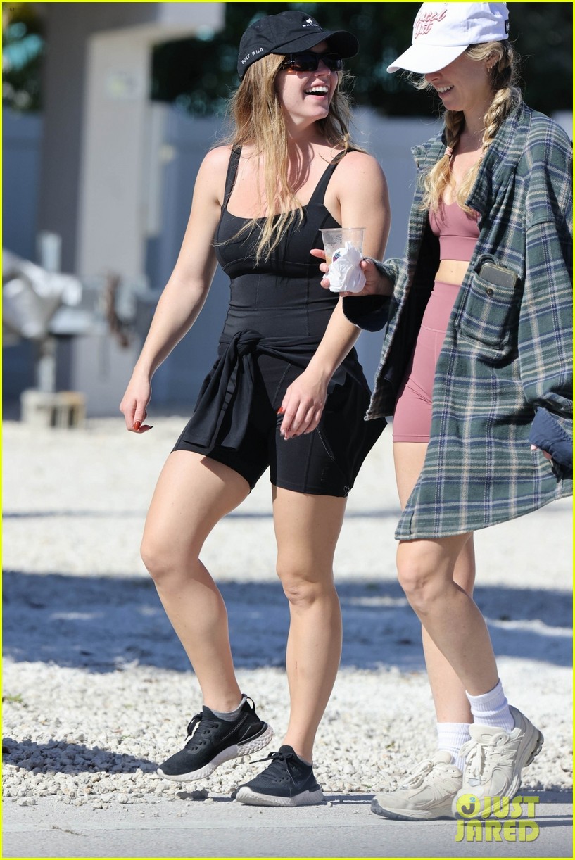 Sydney Sweeney Bares Her Toned Arms During Break From Filming Biopic About Boxer Christy Martin