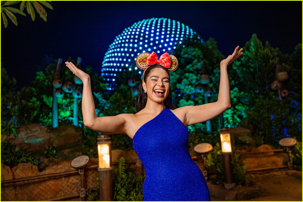 'Wonderful World of Disney: Holiday Spectacular' 2024 - Performers & Song List Revealed!