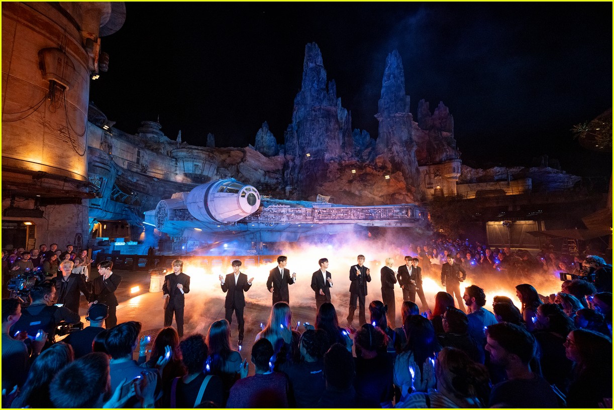 'Wonderful World of Disney: Holiday Spectacular' 2024 - Performers & Song List Revealed!