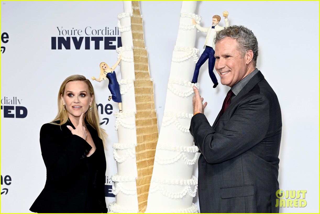 Reese Witherspoon & Will Ferrell Pose With a Uniquely Broken Wedding Cake at 'You're Cordially Invited' UK Premiere