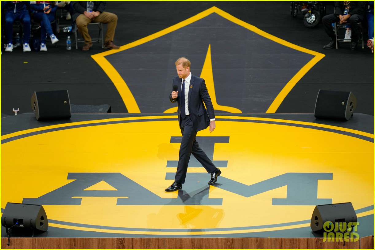 Prince Harry & Meghan Markle Watch Performances From Katy Perry & More at Invictus Games 2025 Opening Ceremony