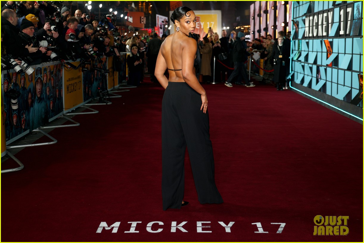 Robert Pattinson Looks Dapper in Sleek Suit at 'Mickey 17' World Premiere in London
