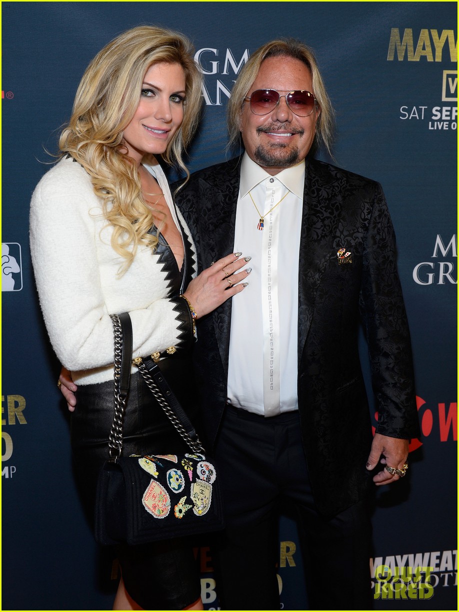 Vince Neil's Plane Involved in Deadly Arizona Crash, Girlfriend Rain Hannah Was On Board