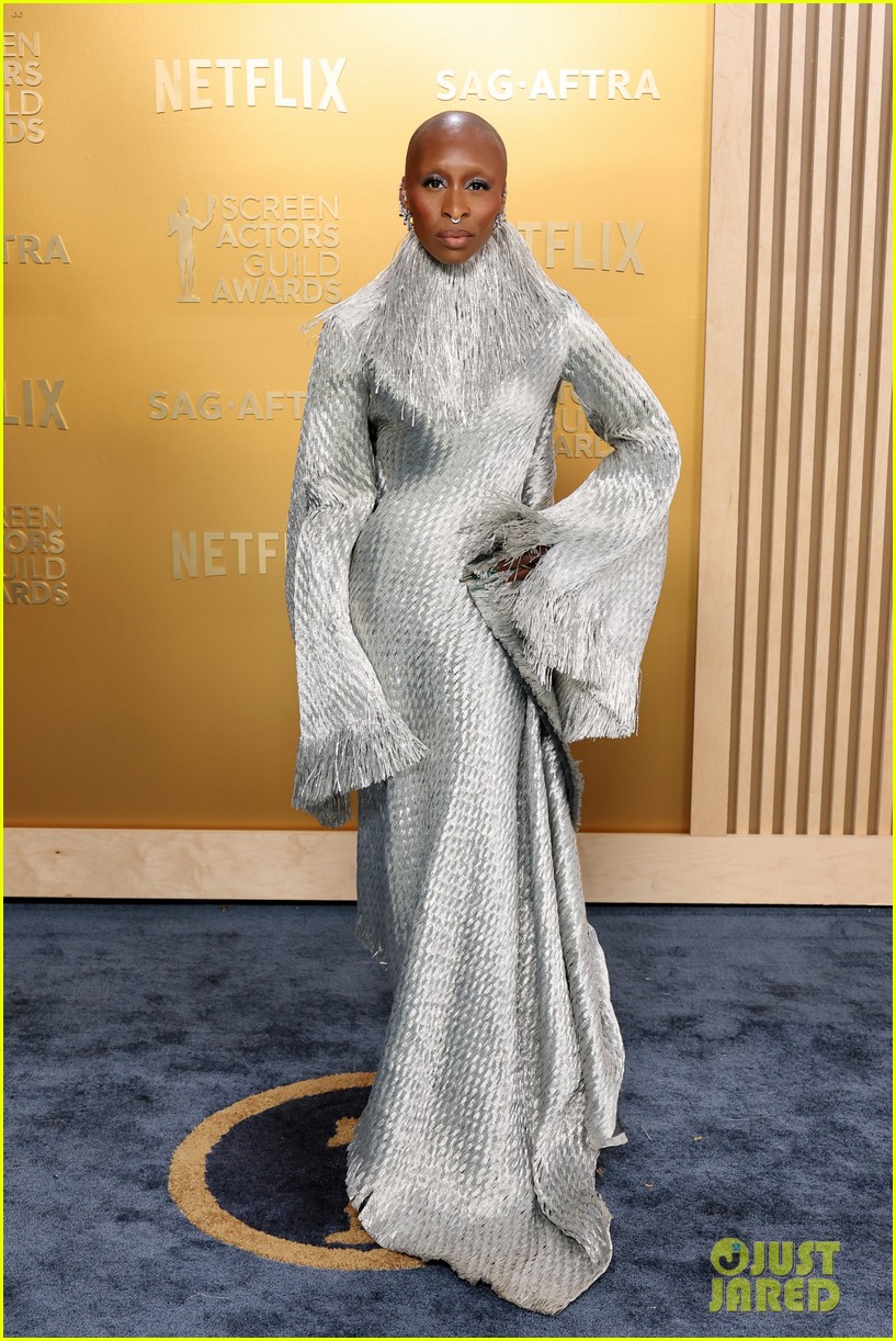 'Wicked' Cast Assembles at SAG Awards 2025, But Here's Why Jonathan Bailey Missed the Show
