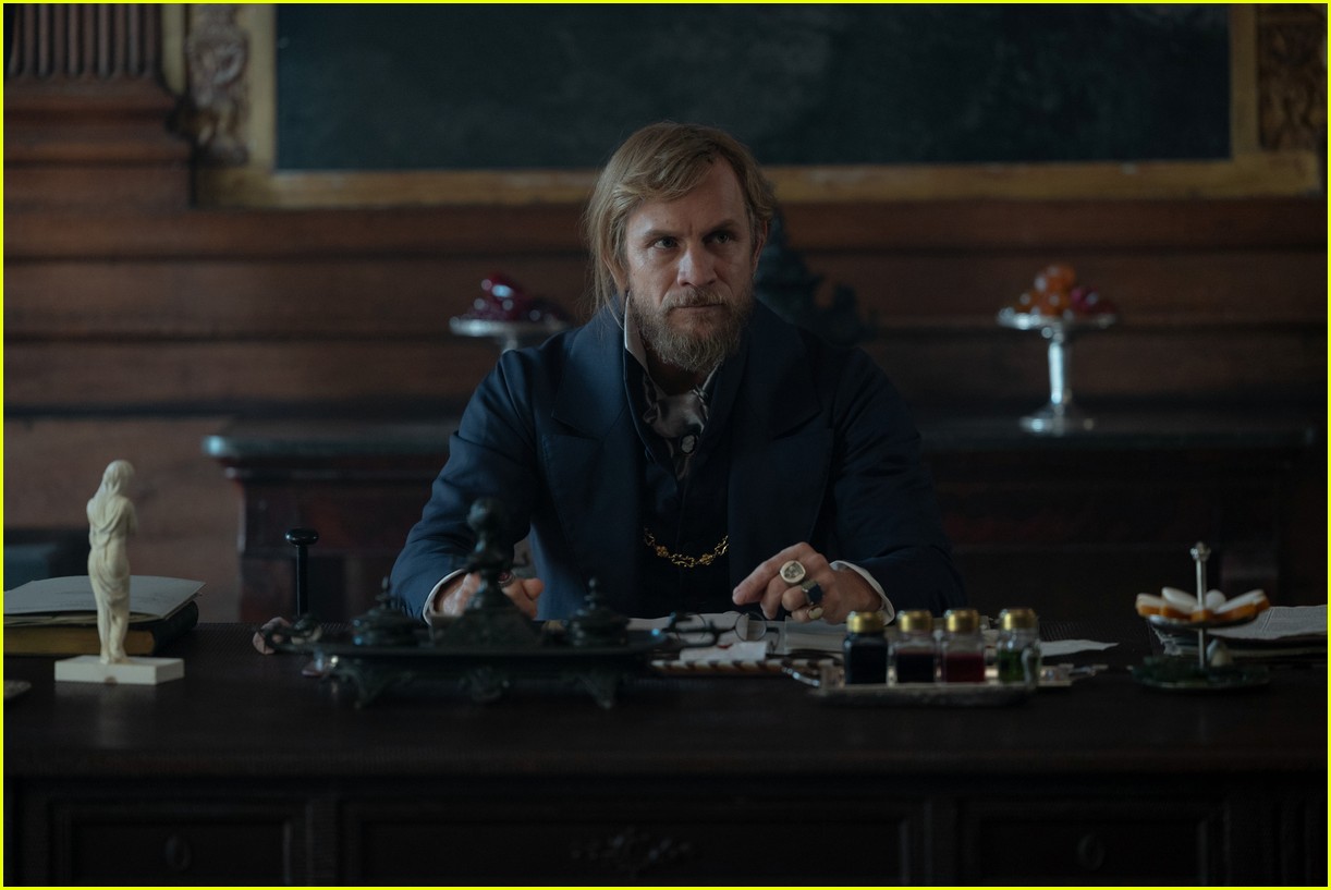 'Carême' Trailer: Apple TV+ Teases Upcoming French Thriller Series with Benjamin Voisin - Watch Now!