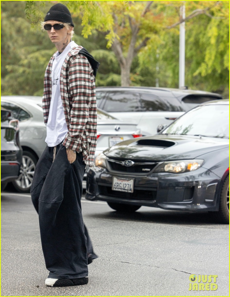 Machine Gun Kelly & Megan Fox Seen Out Together for First Time Since Welcoming Daughter
