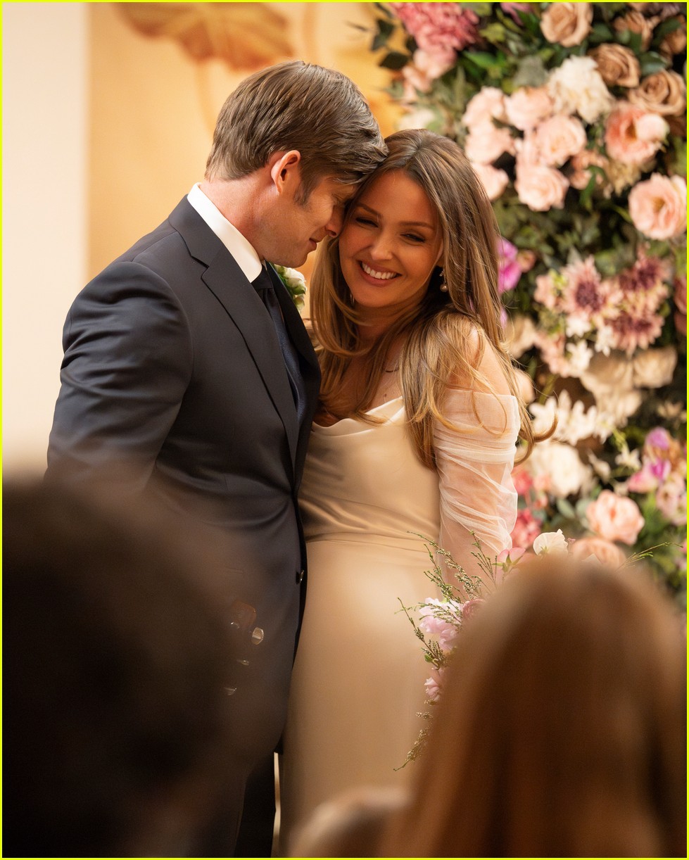 Grey's Anatomy': Jo & Link's Wedding Photos Revealed, Showrunner Discusses  Chris Carmack Singing - Just Jared - Celebrity News and Gossip |  Entertainment