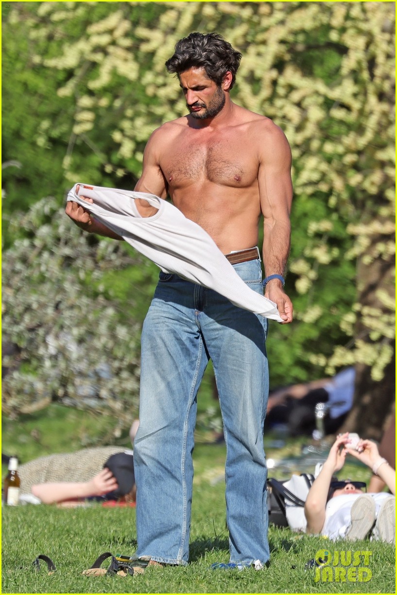 Eiza Gonzalez's Ex Guy Binns Goes Shirtless & Bares Ripped Body After She Debuted New Relationship