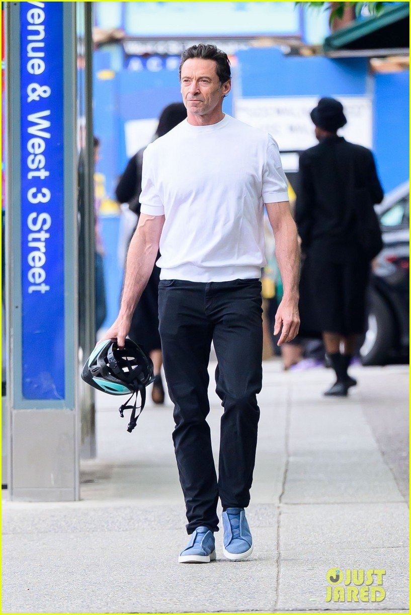 Hugh Jackman Spotted Heading to His Off-Broadway Show in NYC Shortly After Divorce Settlement