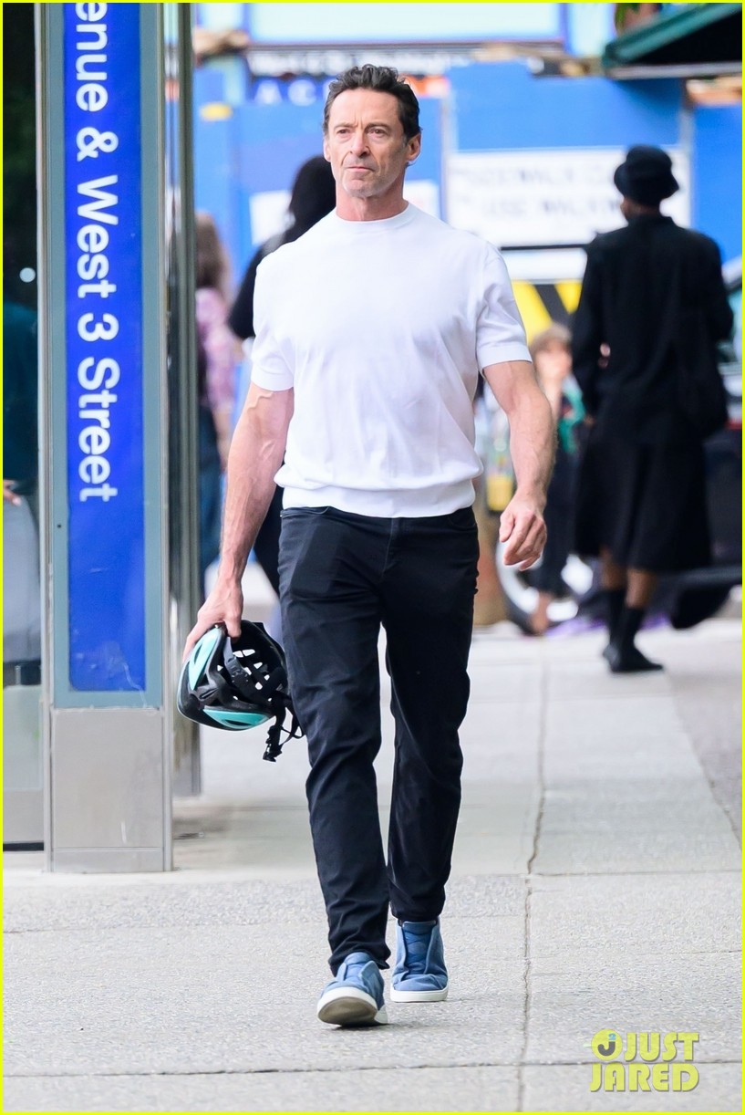 Hugh Jackman Spotted Heading to His Off-Broadway Show in NYC Shortly After Divorce Settlement