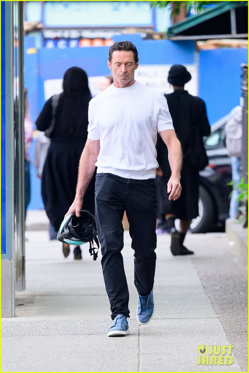 Hugh Jackman Spotted Heading to His Off-Broadway Show in NYC Shortly After Divorce Settlement