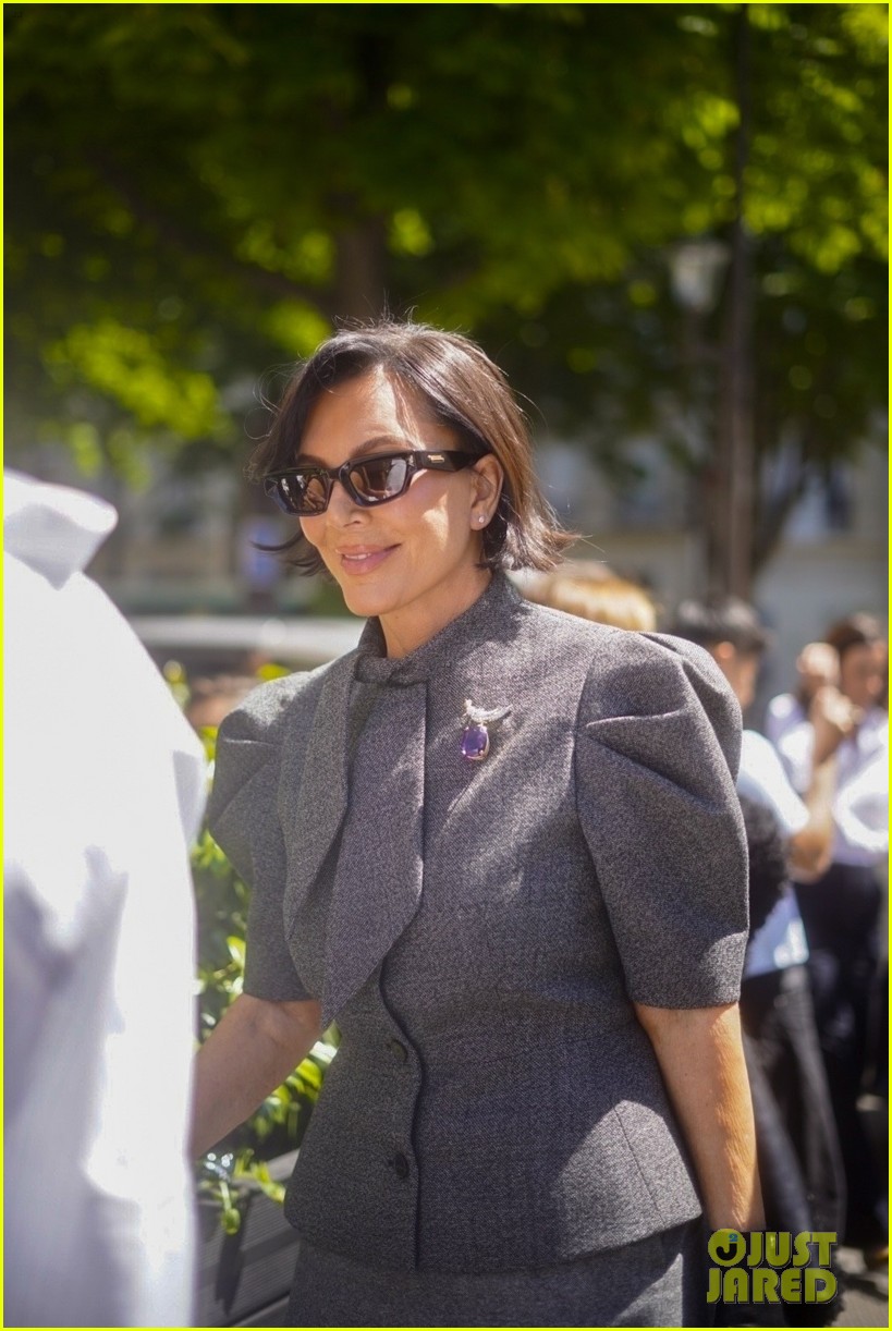Kris Jenner's Rep Confirms She Had Plastic Surgery, Doctor Behind New Look Revealed
