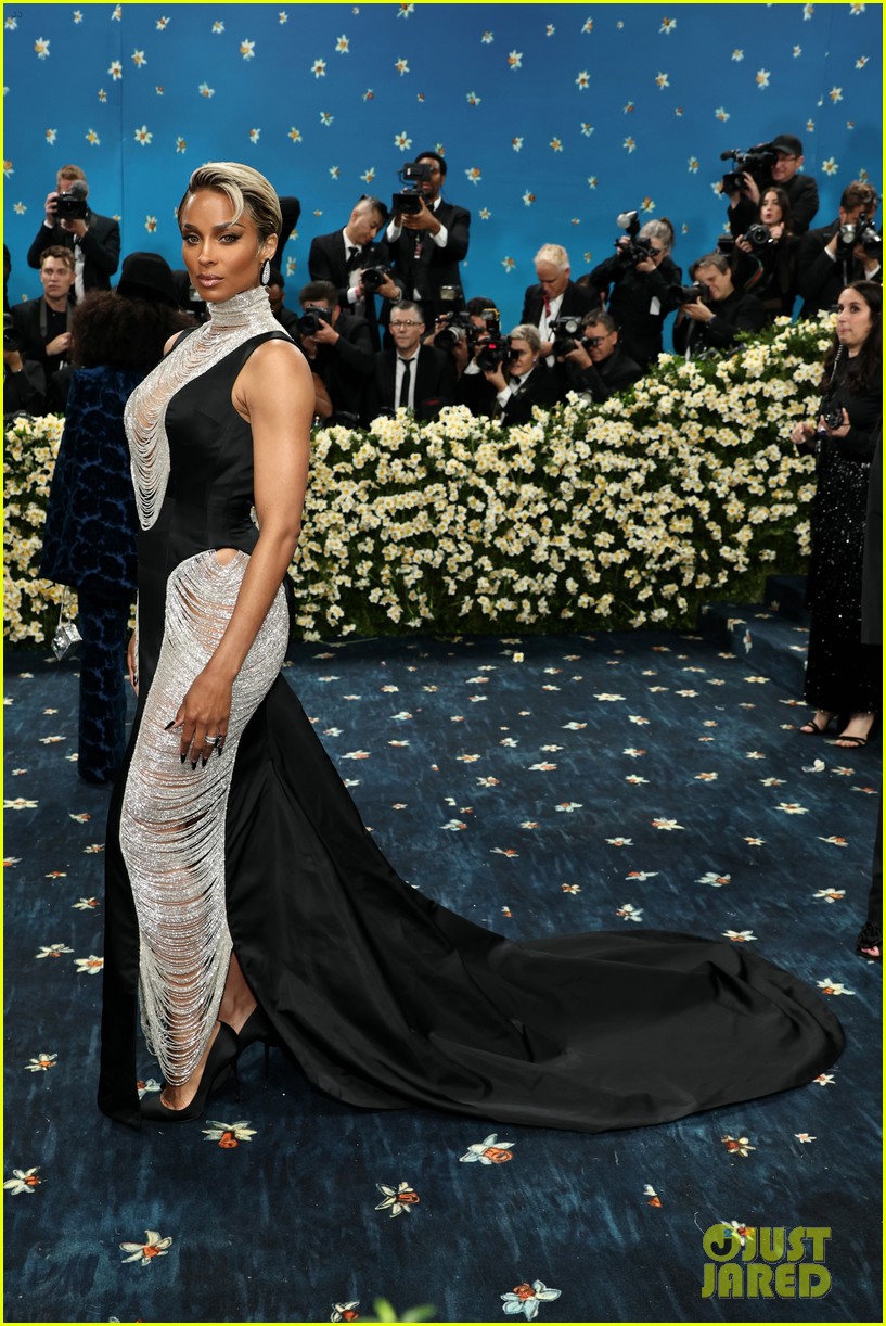 Met Gala 2025: Rihanna & Ciara Finally Reunite, Over 14 Years After Their Viral Twitter Exchange