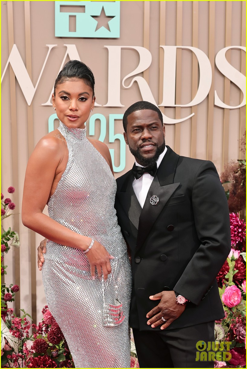 kevin hart dress opens up about turning down zesty roles & wearing a on SNL | Angela Yee Katt Williams thoughts on Kevin