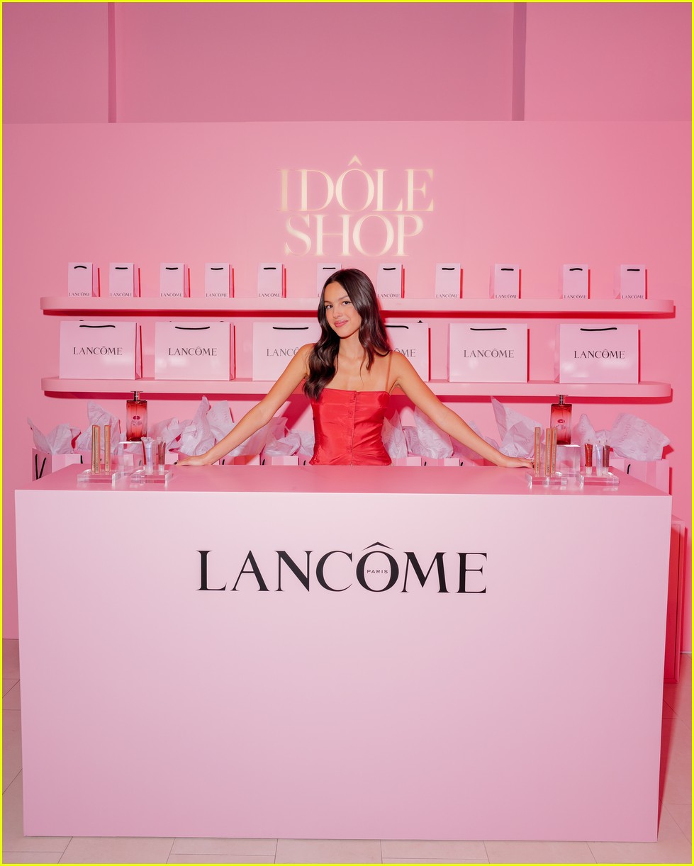 Olivia Rodrigo Celebrates New Lancôme Role at NYC Event with Star-Studded Crowd!