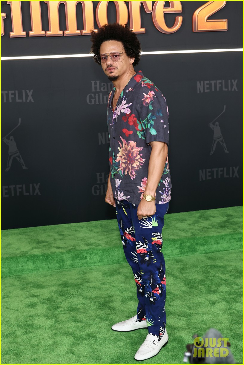 Adam Sandler, Bad Bunny, Julie Bowen, & More Attend 'Happy Gilmore 2' Premiere in NYC!