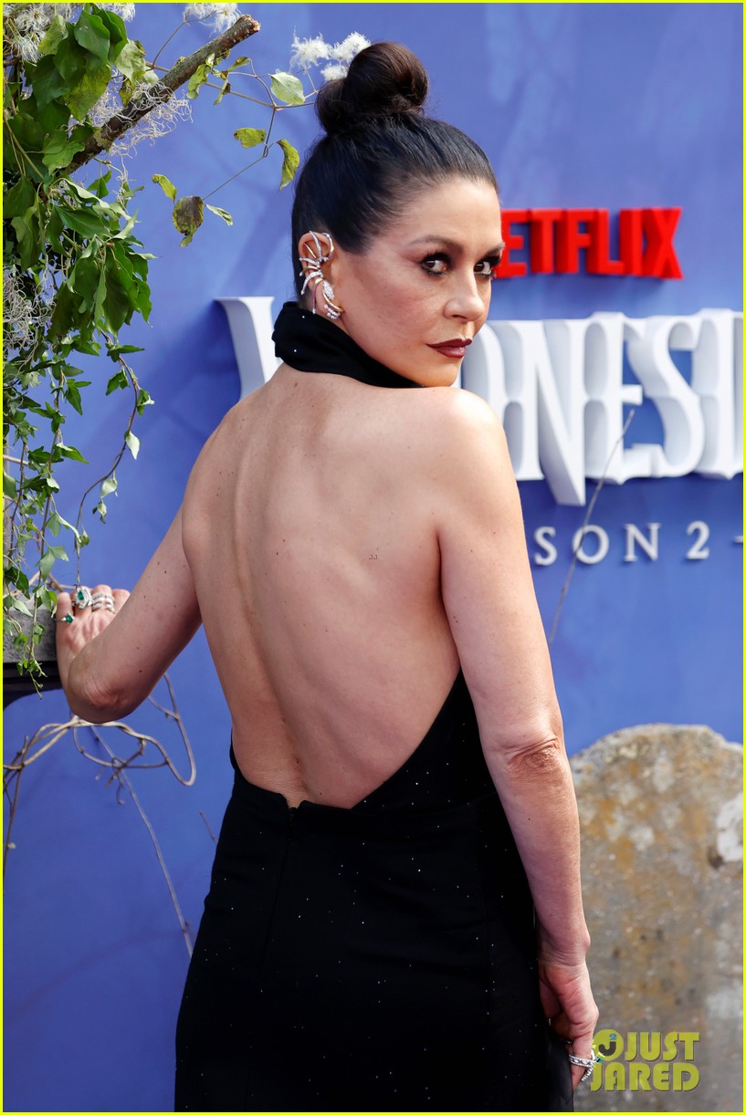 jenna ortega backless dress Wears Snakeskin Latex Look for 'Wednesday' Season 2 Premiere in London | Just Jared Tony Hamawy