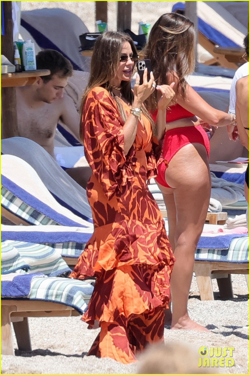 Sofia Vergara Spends 53rd Birthday at the Beach with Son Manolo!